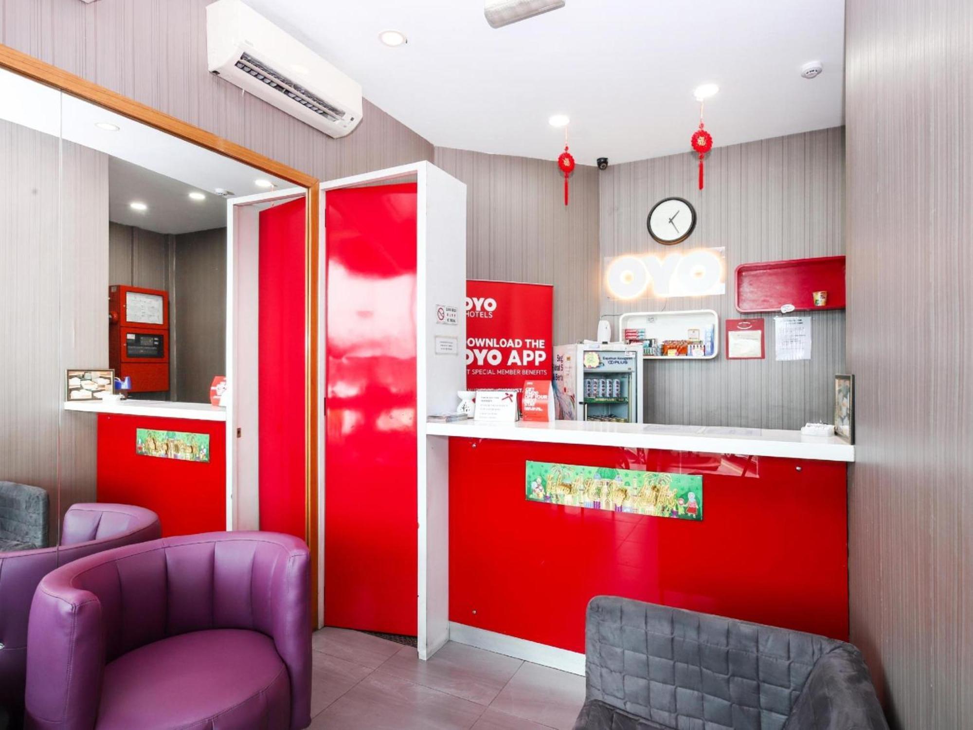 Super Oyo 340 Comfort Hotel Kampong Batu Belah Eksteriør billede