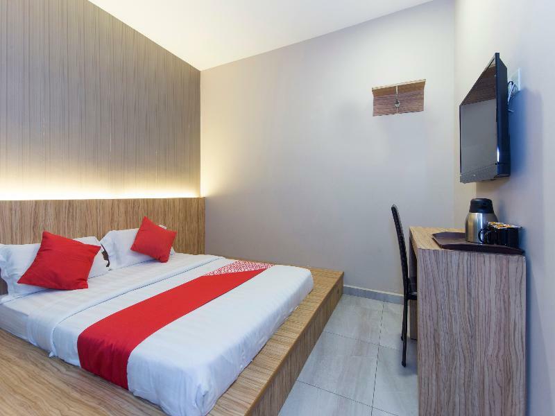 Super Oyo 340 Comfort Hotel Kampong Batu Belah Eksteriør billede