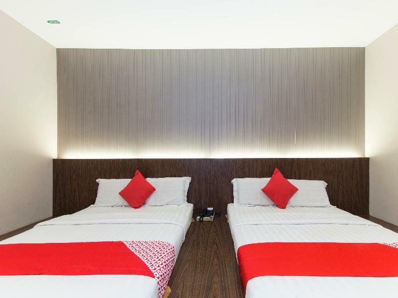 Super Oyo 340 Comfort Hotel Kampong Batu Belah Eksteriør billede